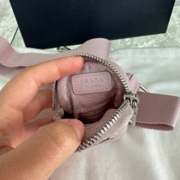 Prada Re-Edition 2005 Re-Nylon bag - Picture 12 of 14